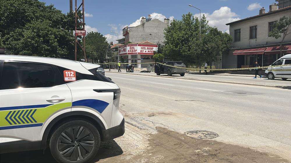 Konya’da yürek yakan veda! Ayşenur Can’ı son yolculuğuna babası uğurladı 8